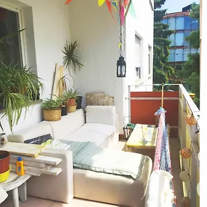 Apartment Check-in Central 4-bedroom 100m2, Stuttgart